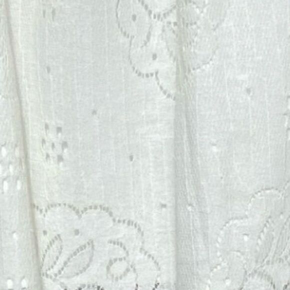 dRA LOS ANGELES WHITE EYELET/LACE FLOWER PATTERN SKIRT Large Cottagecore NWT - Picture 2 of 6